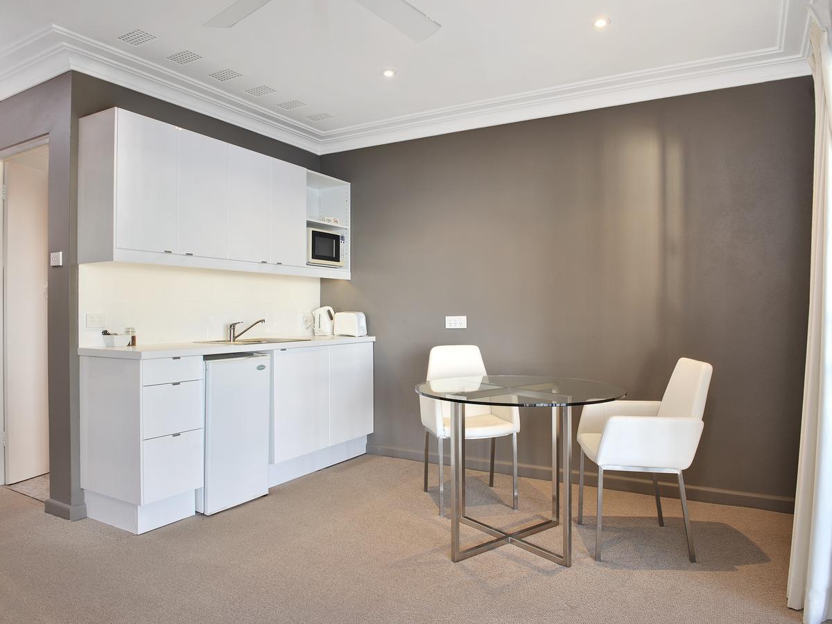 Dutchies Motel Nelson Bay & Dutchmans Beach Apartments 외부 사진