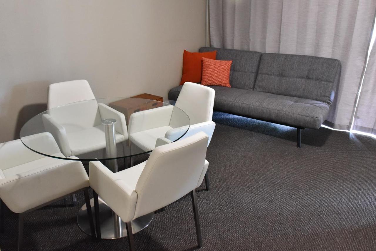 Dutchies Motel Nelson Bay & Dutchmans Beach Apartments 외부 사진